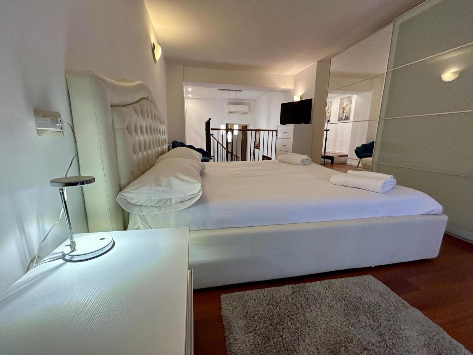 Kibilu - Via Tolmezzo - Ospedale San Raffaele - Stazione Di Lambrate Apartment Milan Bagian luar foto