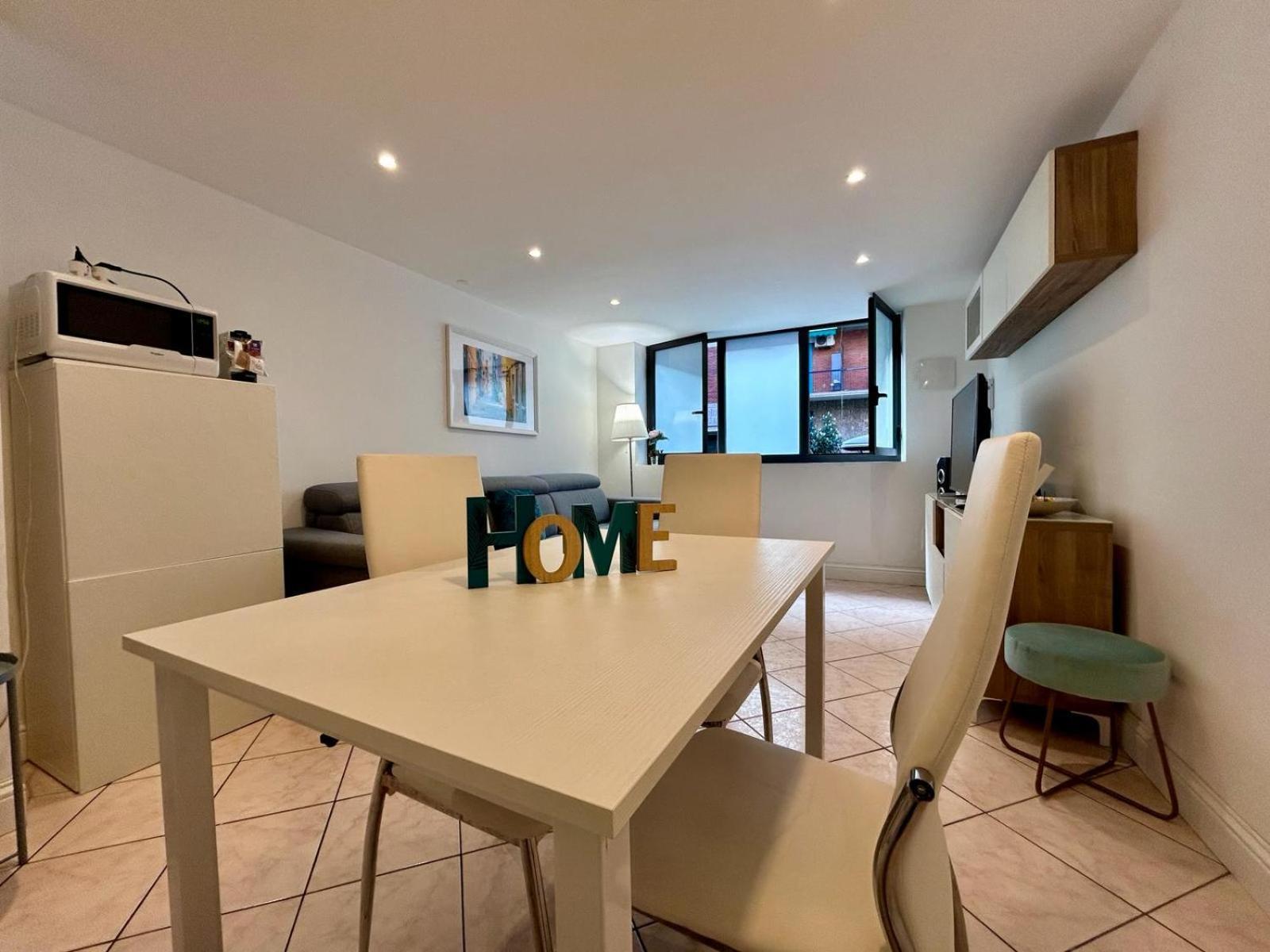 Kibilu - Via Tolmezzo - Ospedale San Raffaele - Stazione Di Lambrate Apartment Milan Bagian luar foto
